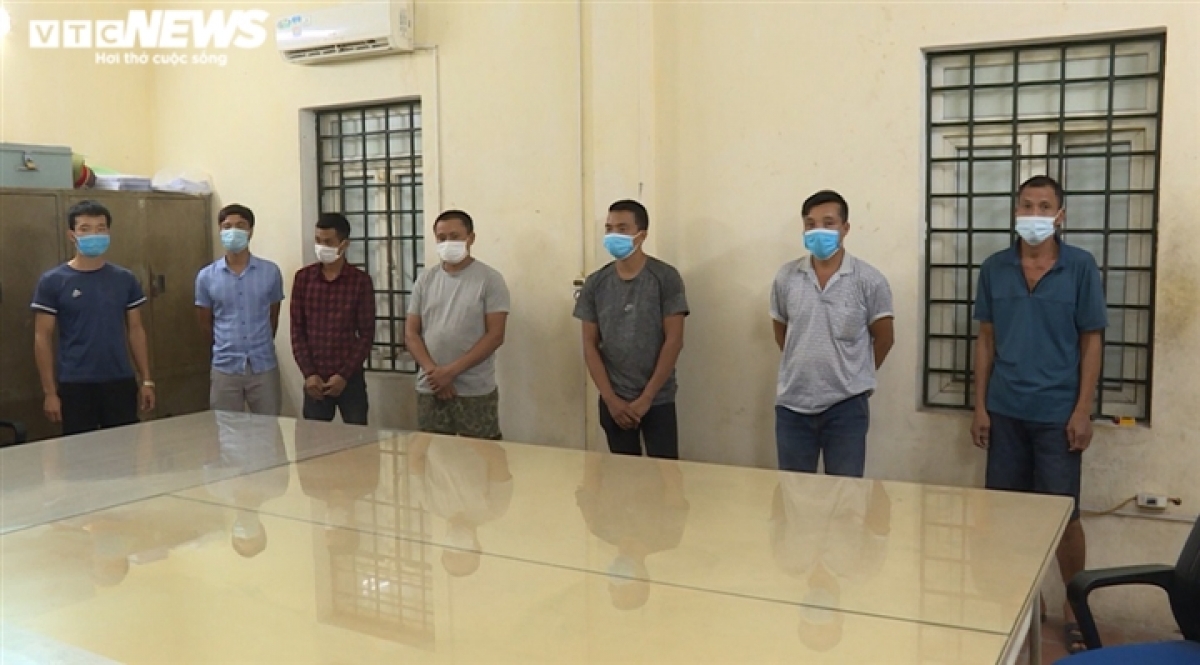 Bắc Ninh bắt nhóm làm giả phiếu kết quả xét nghiệm SARS-CoV-2 - Ảnh 2.