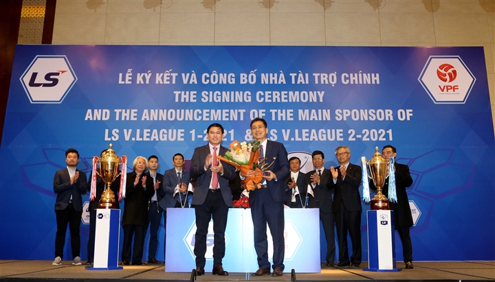 V-League 2021 bị hủy, tương lai bóng đá Việt Nam đi về đâu? - Ảnh 2.