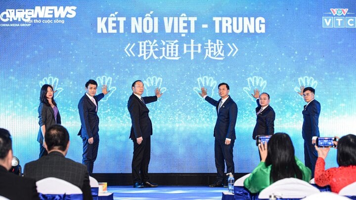 Ra mắt bản tin 'Kết nối Việt – Trung': Hợp tác mới giữa truyền thông hai nước- Ảnh 4.