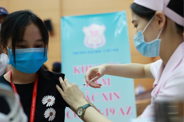 Tiêm mũi 1 vaccine nào thì tốt nhất nên tiêm mũi 2 bằng loại đó - Ảnh 1.