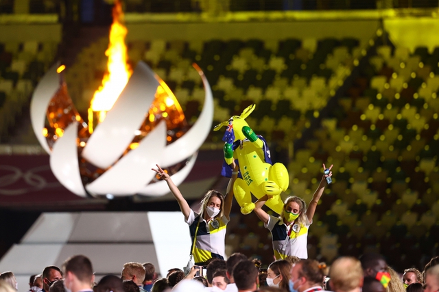 Toàn cảnh lễ bế mạc ý nghĩa của Olympic Tokyo 2020 - Ảnh 2.