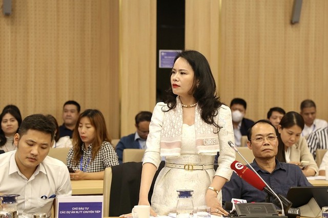 Bà Nguyễn Thị Thanh Bình - Phó Tổng giám đốc phụ trách lĩnh vực năng lượng T&T Group đề xuất áp dụng cơ giá điện tạm tính