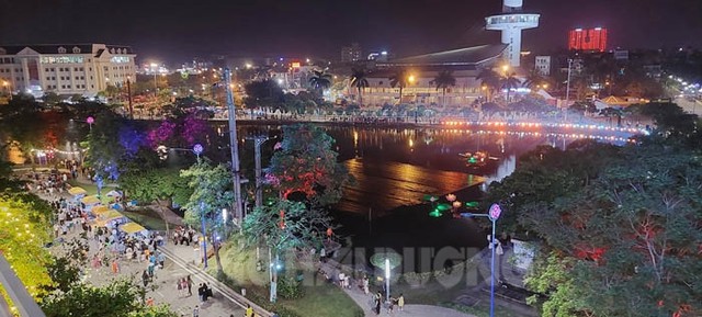 TP Hải Dương khai trương phố đi bộ, chợ đêm Bạch Đằng - Ảnh 6.