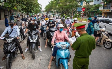 Hà Nội: Siết chặt kiểm tra, kiểm soát việc sử dụng giấy đi đường