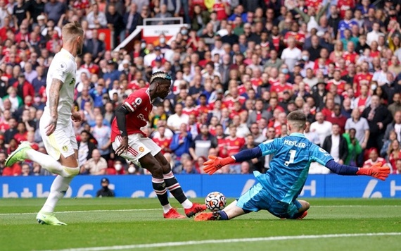 Pogba phô diễn đẳng cấp, đi vào lịch sử Man Utd